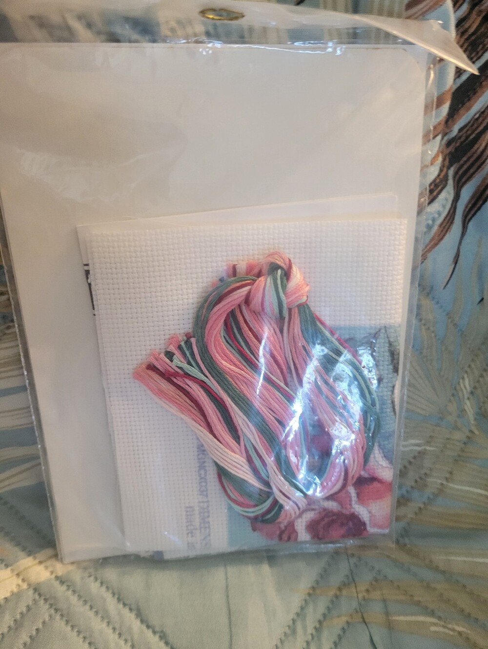 Pink Roses Cross Stitch Kit - Pink - Picture 2 of 2